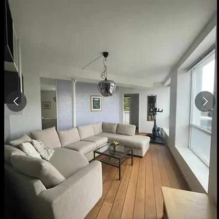 Centralised And Cozy Available For A Relaxed *